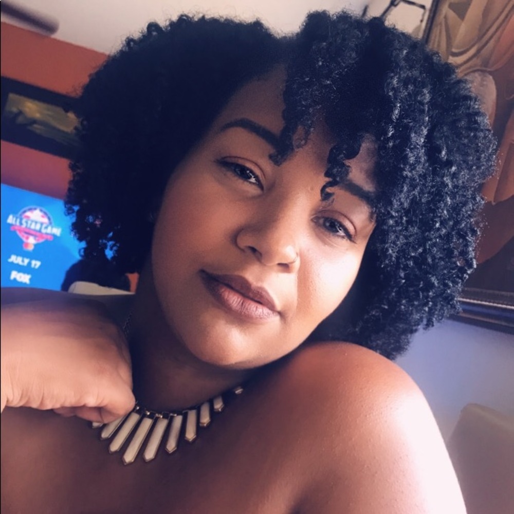 Meet your Posher, Tara